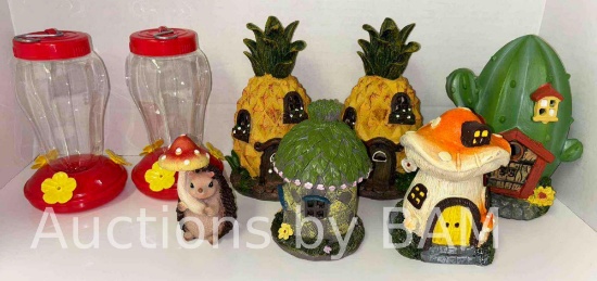 NEW 8PC POLYRESIN GARDEN DECOR & HUMMINGBIRD FEEDERS $20