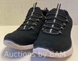 ATHLETIC WORKS BUNGEE BLACK & WHITE SLIP ON SNEAKERS WOMENS SIZE 6