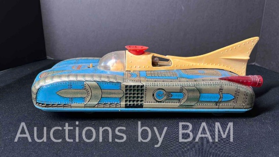 INTERKOZMOSZ LEMEZARU GYAR VINTAGE TIN LITHO BATTERY OPERATED SPACE PATROL CAR MADE IN HUNGARY
