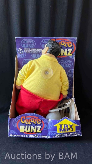 GEMMY INDUSTRIES C.MORE BUNS CAR WINDOW NOVELTY TOY 1989