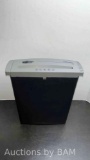 FELLOWES FS5 PAPER SHREDDER 5.5in X 11in H14.5in