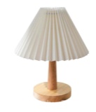 Honrane Vintage Nightstand Lamp Wood Base Warm Lighting Lamp USB Charging Pleated Table Lamp for