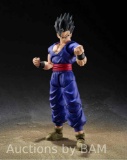 Bibicat S.H. Figuart Ultimate Gohan Action Figure, 5.51 Inches, Black, No Batteries, Adult Collec...