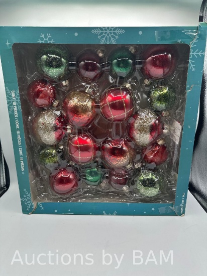 Christmas Glass Ornament 18Pc Set Red/Green