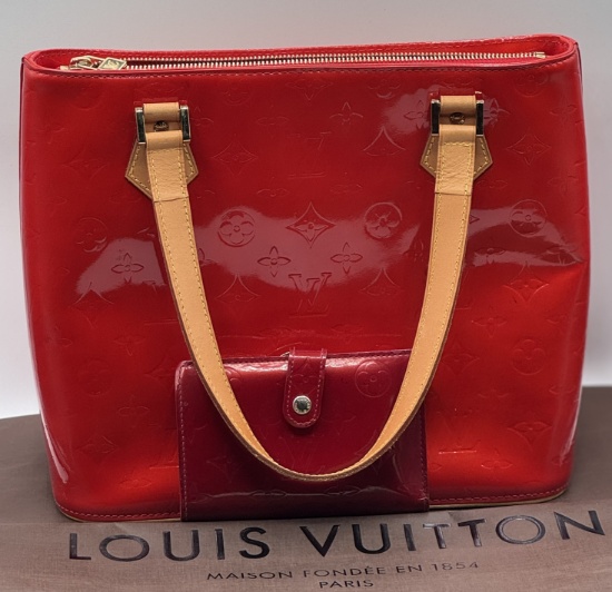 Authentic Louis Vuitton Vernis Red Houston Shoulder Tote Bag