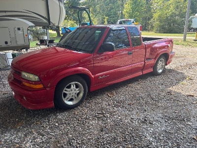 2000 Chevrolet S10 Xtreme Pickup