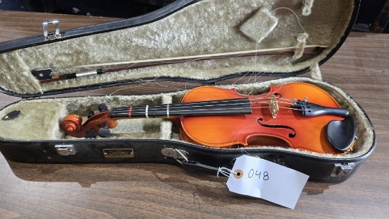 Suzuki violin