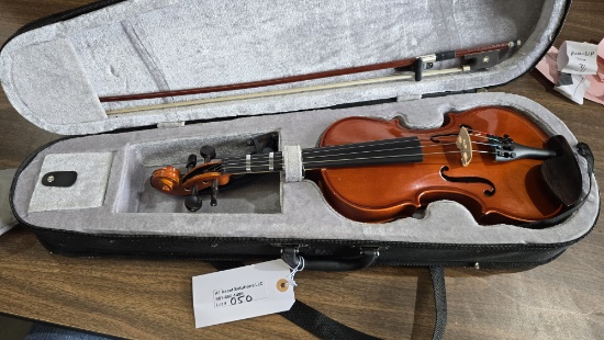 Paititi violin