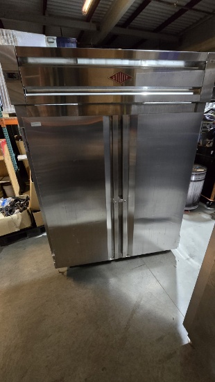 2 door utility refrigerator