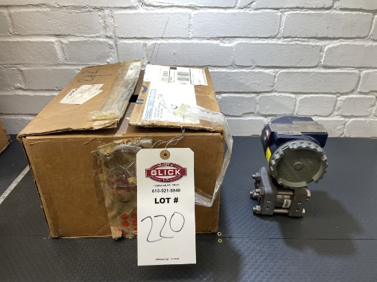 NIB Omega PX771A-100WCD1 Pressure Transmitter