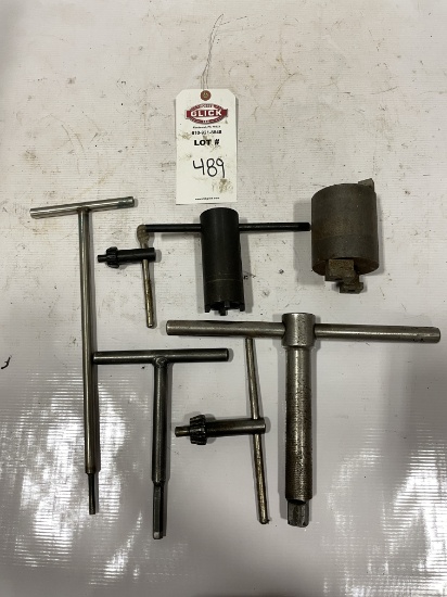 Lot of Various Chuck Keys