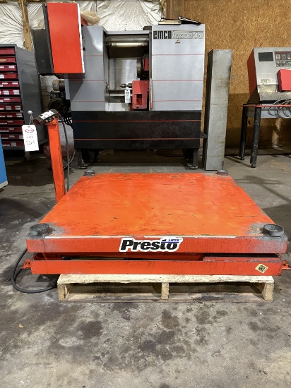 48”x48” Presto Pneumatic Lift Table