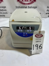 ThermoFisher Scientific AccuSpin Micro 17 Benchtop Centrifuge