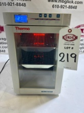 Thermo Scientific HERATHERM IMC 18 Microbiological Incubator