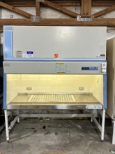 Thermo Fisher Scientific 1387 6' Biosafety Cabinet