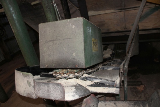 Reckart Equipment Company 16'x38" Barnsweep Type Sawdust  Conveyor