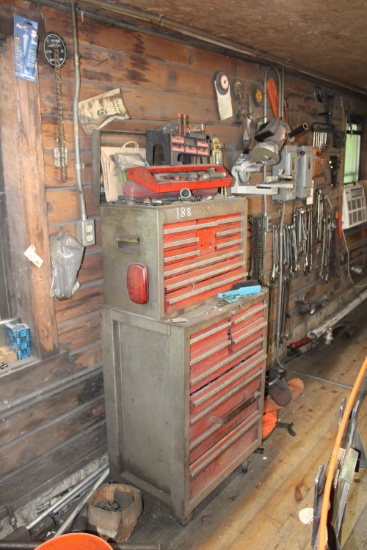 Tool Chest, 20 drawer full of tools &