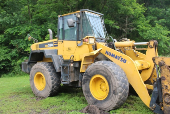 Komatsu Model WA320-6 Wheel Loader