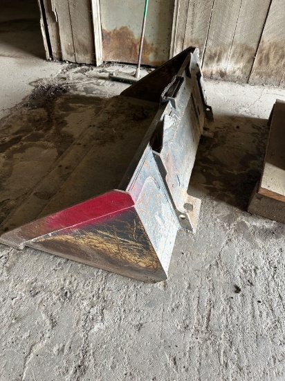 Bucket 67" Quick Attach