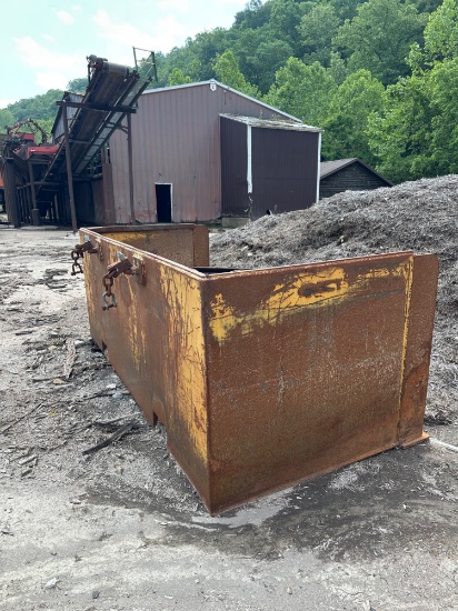 113"x42" Slip on Clear Up Bucket