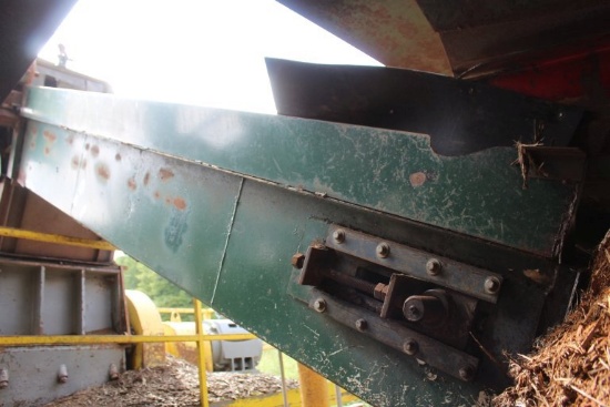 12' Cleated Concave Belt Conveyor