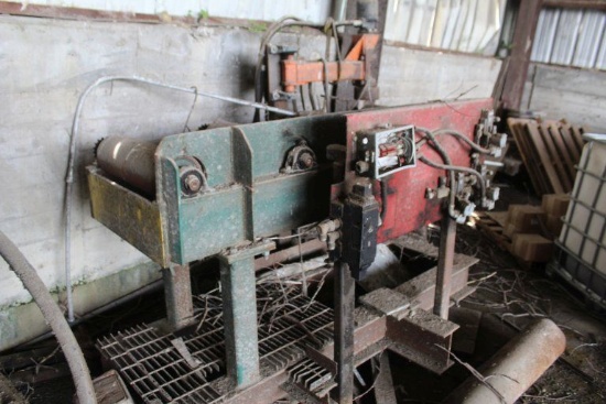 Resaw Infeed Rollcase