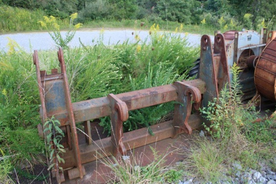 Rockland Quick Couple Forks with Bale Clamp. Located in Yard in back