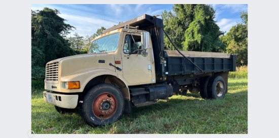 1995 International 4900 Dumptruck