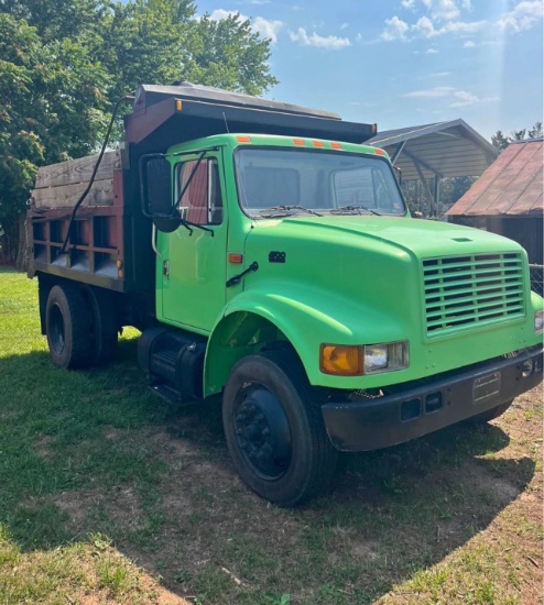 2000 International 4700 Dump Truck