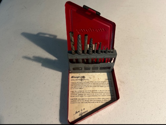 SNAP-ON EXDL10 10 Piece L.H. Cobalt Drill Extractor Set with Metal Case
