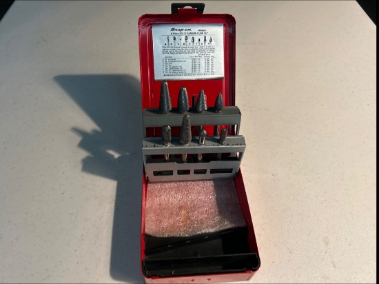 SNAP-ON VWB800C 8 Piece Carbide Burr Set with Metal Case