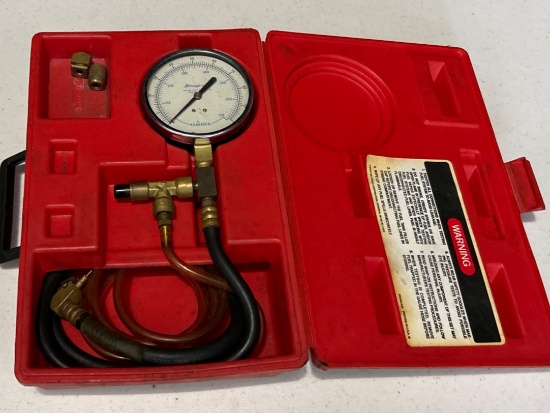 SNAP-ON Fuel Injection Pressure Gauge Set MT337A