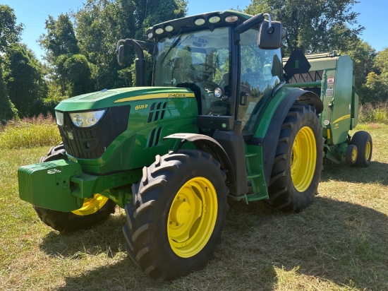 John Deere 6125R tractor