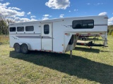 1999 TRAVALONG THREE HORSE Slant Load Trailer