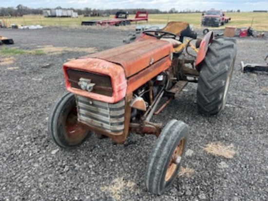 MF 135