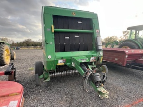 JD 567 RND BALER
