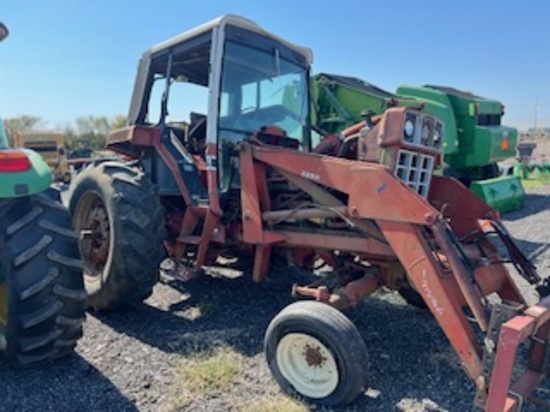 IH 886