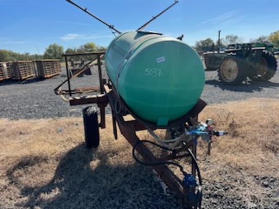 300 GALLON SPRAYER W/BOOMS