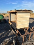 MINERAL FEEDER