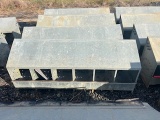 6 HOLE NESTING BOX