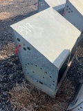 2 HOLE NESTING BOX