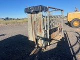 W&W CATTLE CHUTE