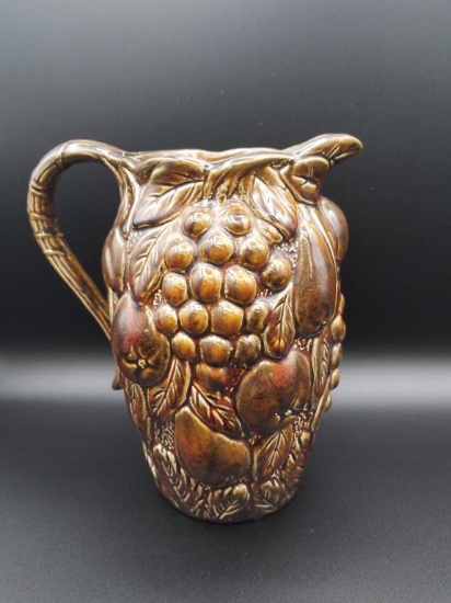 Relief Mold Pitcher
