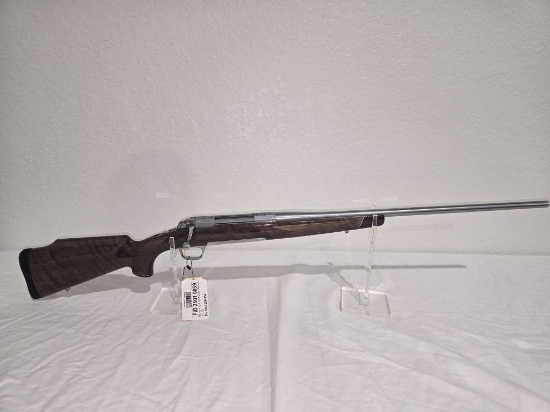 Browning  X-Bolt Medallion White Gold 25-06 Rem 4+1 24" Stainless Steel Gloss Black Walnut Right Han