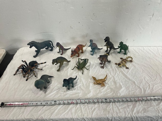 Dinos, Animals