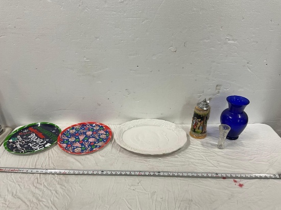 Trays, Stein, Vases