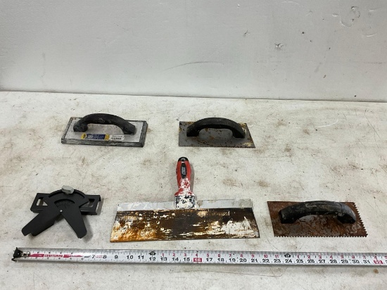Trowels, Float