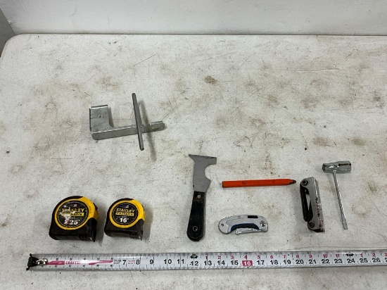Tape Measures, Hand Tools