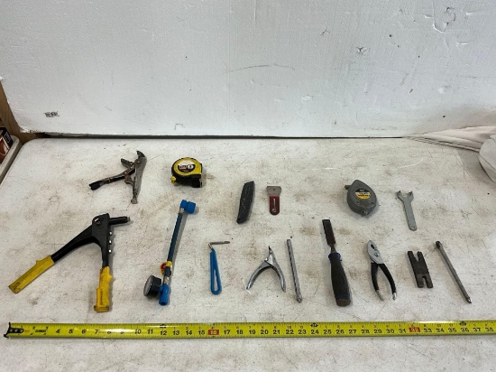 Riveter , Tools