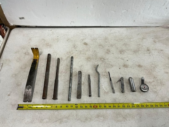 Pry Bars , Tools